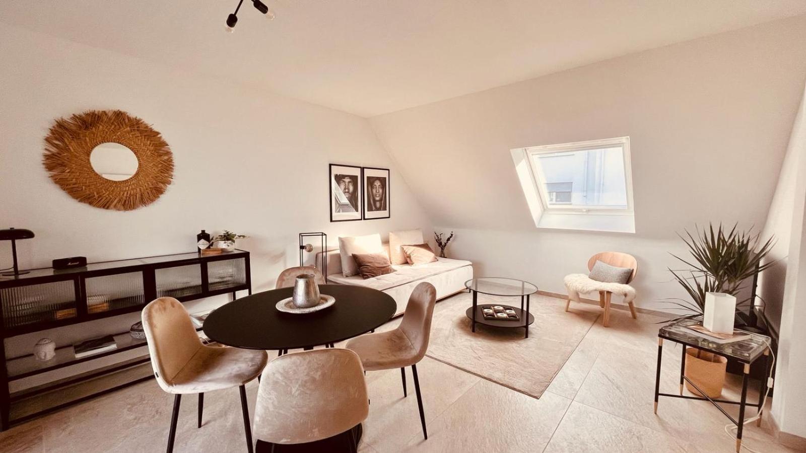 Apartment Am Schloss - Air Saarbrücken Exteriör bild